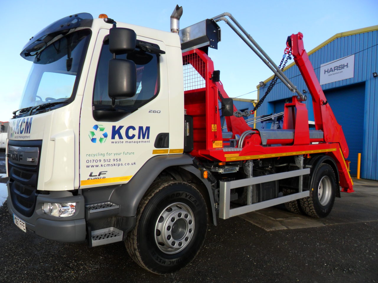 skiploaders-skip-lorries-harsh-uk